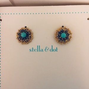 Stella & Dot studs